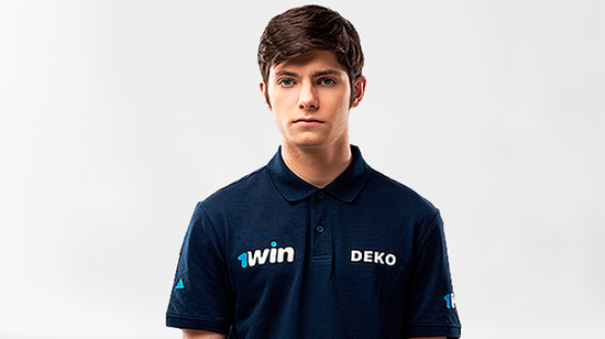 拳头公司与菠菜公司合作引发争议，LOL未来何去何从